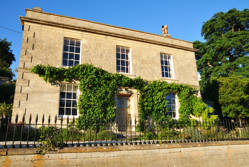 The benefits of a survey when buying a house