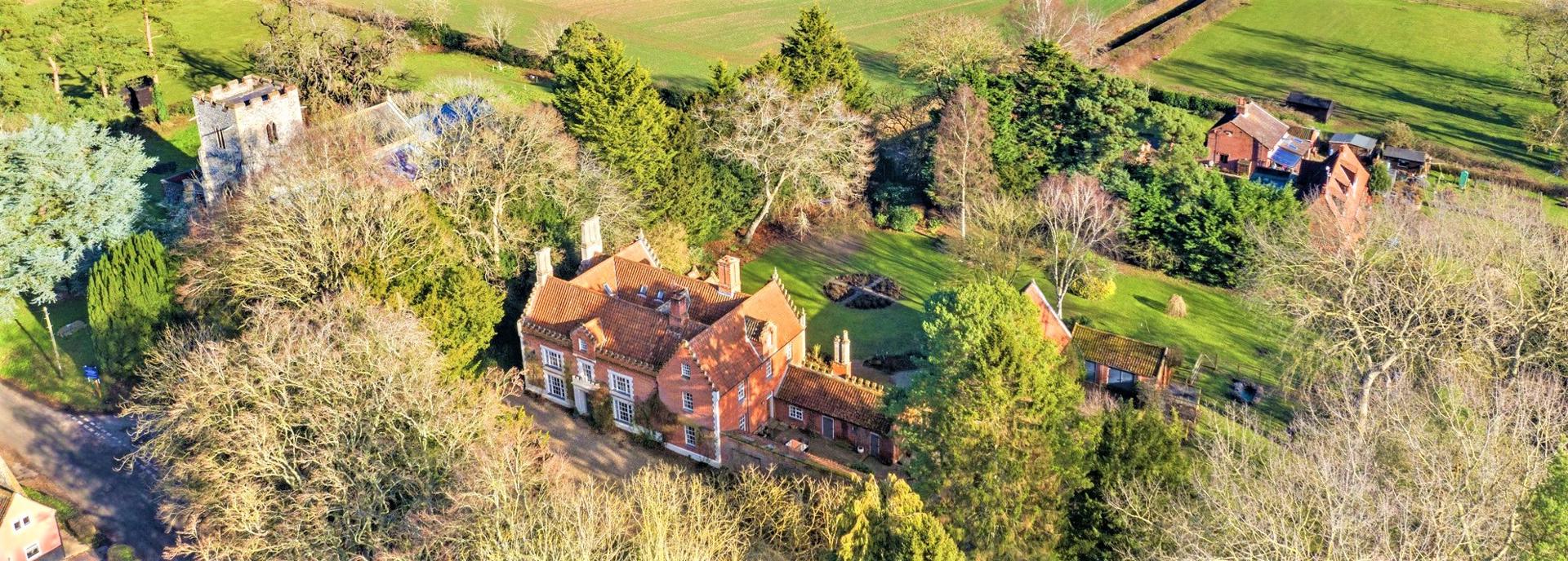 Why cash-rich London buyers are looking to escape to the country