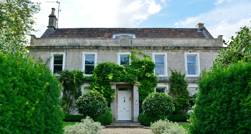 Revolution or evolution? The digital age of auctions