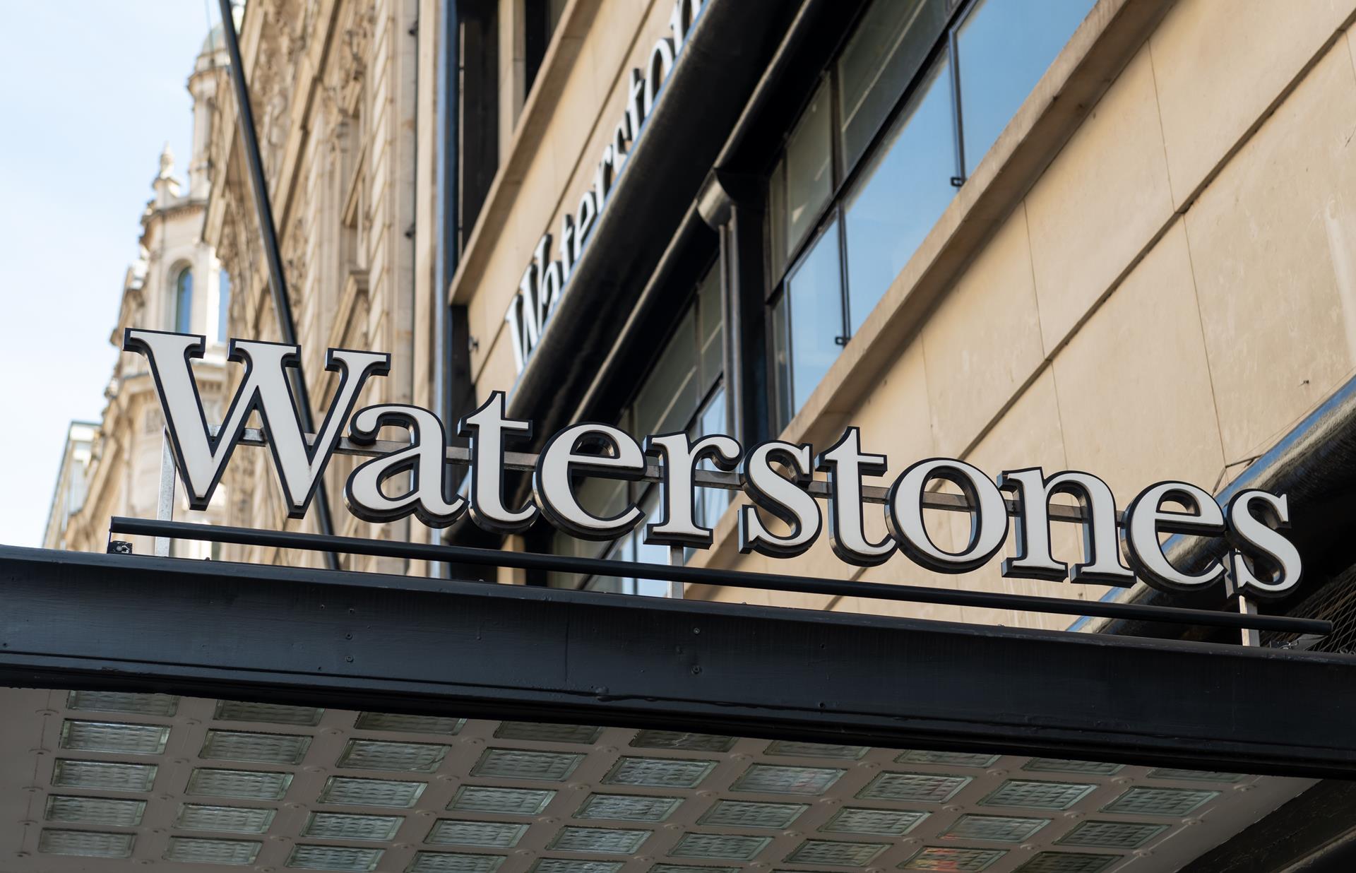 Waterstones store renews high street lease - Brown&Co