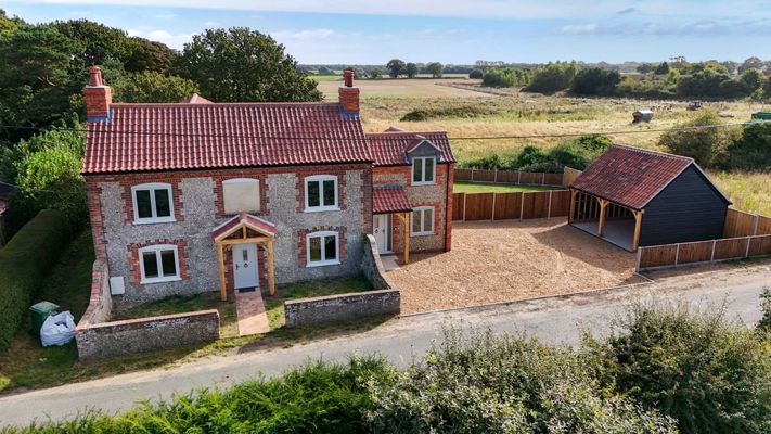 Luxury house for sale featured in BBC's Homes Under the Hammer